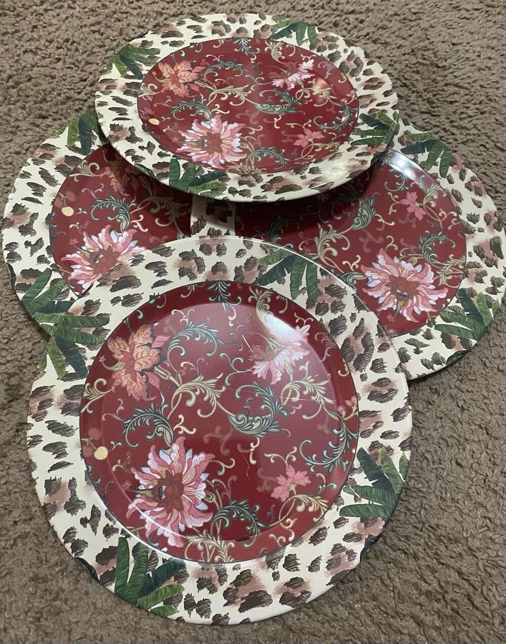 Gallery Collection Melamine 10” Dinner Plates Set of 4 Serving Dish Christmas A1